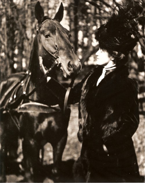 Photograph of Jessie Patterson Phillips Burrows with a horse